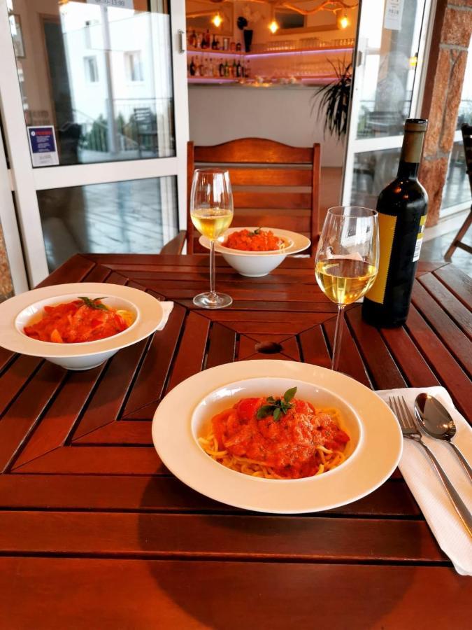 Villa Veli Nova Zavala Bagian luar foto